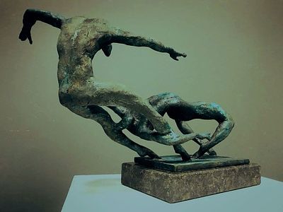 Харазян Сурен "Коллизия чувств".
Изображение противоречивости взаимоотношений, в которых всегда 