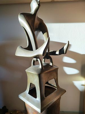 "Гимнаст.У пражнение на коне" , 43-18-18 см. бронза , литье, патина.Ф.Крущельницкий.