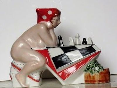 А.Иванов скульптурная композиция из серии "Баня" фарфор , надглазурная роспись 12 см. 
