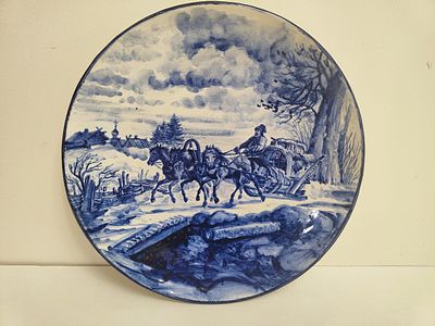 Вера Засульская.(1938-2020 см) Декоративное блюдо, 1991, 35 см., керамика, глазурь, подпись и 