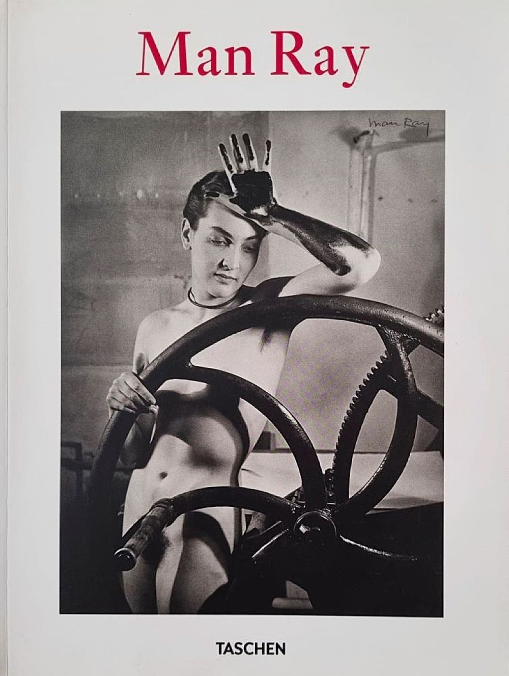 Art House Auction | Auction 33 | ART CATALOGUES