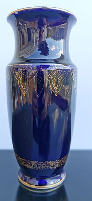 אגרטל פורצלן וינטג' של לומונוסוב LFZ כחול קובלט וזהב 
אגרטל פורצלן רוסיה הסובייטית ברית המועצות 