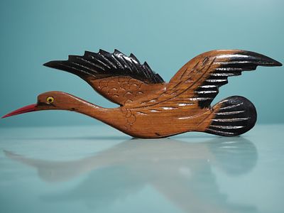 סט של 3 ציפורים מעץ בעבודת יד 
תליוני קיר לעיצוב הבית 
22 ס"מ x 7 ס"מ - כל אחד