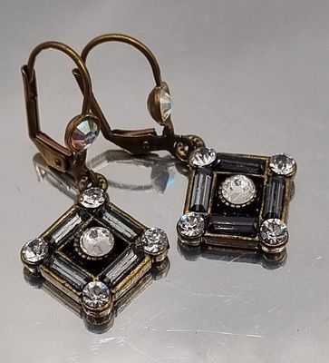 עגילים מיכל נגרין. עגילים חדשים מיכל נגרין חתומים