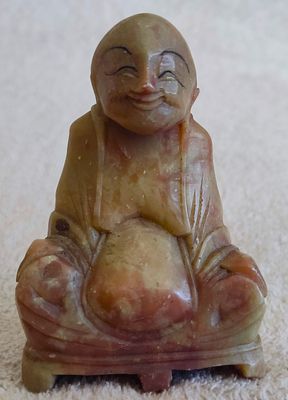 A statuette made of natural stone "Laughing Buddha". פסלון עשוי אבן טבעית"בודהה צוחק". סין 