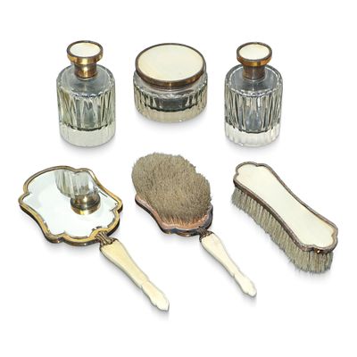 Set da toletta in cristallo e osso composto da 6 pezzi: 2 spazzole, specchio, portacipria, 2 