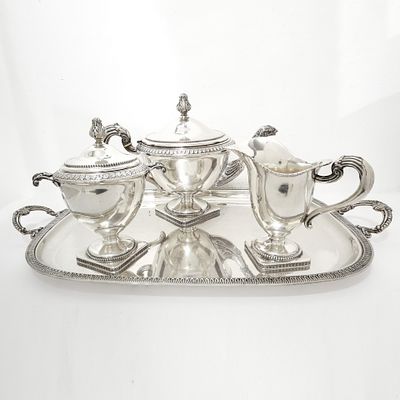 Servizio da caff&egrave; in argento 800 composto da caffettiera, lattiera, zuccheriera e 