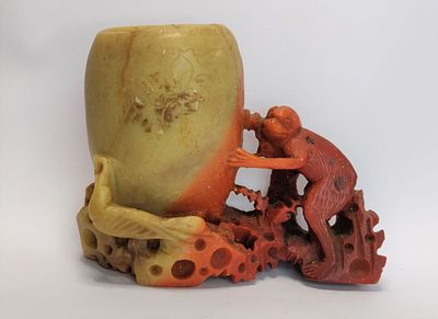 פריט יוצא מהכלל. ייחודי ומרשים. לאספנים של פריטים מהמזרח. מעמד לכלי כתיבה, או כל שימוש אחר 