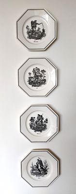 לוט צלחות נוי לתלייה. אנגליות ישנות נושנות. כל צללת מסמלת עונת שנה אחת. הצלחות משושות. מידות: 