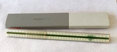 לוט שני סרגלי חישוב ישנים. וינוטג' ראוי ביותרא. במצב טוב מאוד.