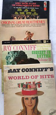 לוט ארבעה תקליטים ארוכי נגן, שניים של ריי קוניף תזמורתו ולהקתו, תקליט עם פסי קול של סרטים 
