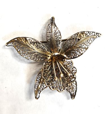 סיכה עתיקה מכסף. מקור מרכז אירופה. חתומה - 800 (בדרך כלל גרמניה, אוסטריה). בחלקים ממנה ציפוי 