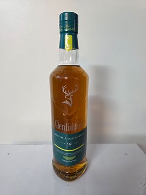 Glenfiddich 19 Years – Aston Martin Formula One&reg; Team Edition 
מהדורה מיוחדת בשיתוף קבוצת Aston 