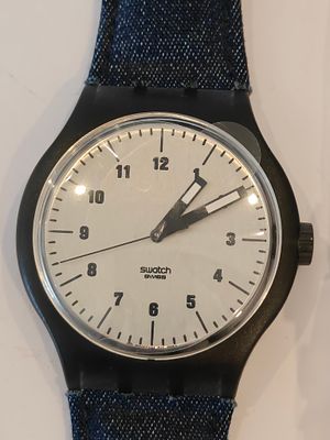 חולצה יפיפייה של היצרנית הידועה TOMMY BAHAMA שרוול קצר. מידה L. 
יצרנית האופנה "טומי בהאמה" 
