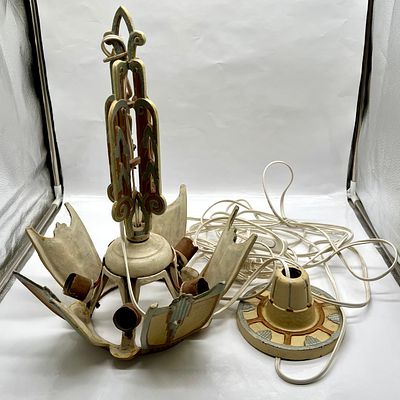 נברשת ממתכת עבודת יד חתום