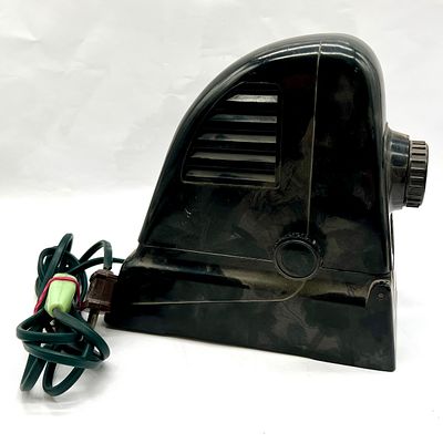 מקרן שקופיות . לא נבדקה תקינות 
גובה 19.5 ס״מ