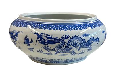 קערת פורצלן סינית ישנה תוצרת Nian Qian Zhilong עם ציורי דרקונים ועיטורים דקורטיביים בעבודת יד 