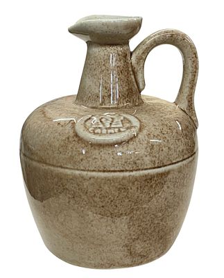 קנקן יין מקרמיקה - כרמל מזרחי, גובה 16.5 ס"מ, ריק, מצב טוב מאוד