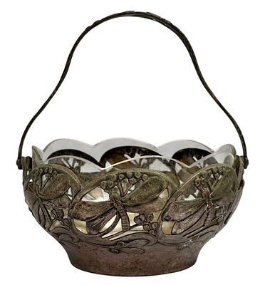 סלסלת אר-נובו עתיקה מצופה כסף תוצרת WMF גרמניה מתקופת סוף המאה ה19 עד תחילת המאה ה20. דוגמת 