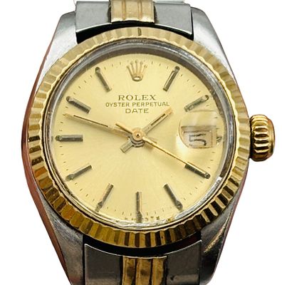 שעון ROLEX מקורי לאישה דגם Oyster Perpetual Date משנות ה70-80. צמיד וקייס עשויים פלדת אל חלד 
