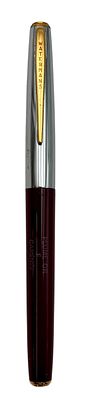 עט נובע תוצרת Waterman, דגם Ligne 60, צרפת, שנות ה-60-70. אורך: 13.5 ס"מ, ציפורן זהב 18K במידה 