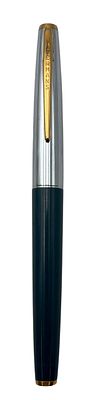 עט נובע תוצרת Waterman, דגם Ligne 60, צרפת, שנות ה-60-70. אורך: 12 ס"מ, ציפורן זהב 18K במידה F. 