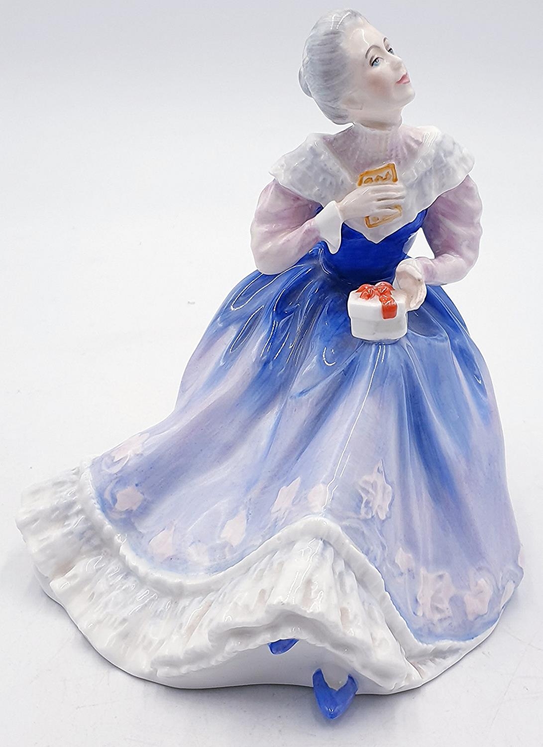 ROYAL DOULTON Large 16.5cm CHARACTER FIGURINE "HAPPY ANNIVERSARY" (Style One) HN