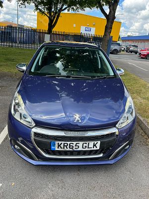 2015/65 REG PEUGEOT 208 ALLURE 1.2 PETROL MANUAL BLUE HATCHBACK, SHOWING 2 FORMER KEEPERS *NO VAT*. 