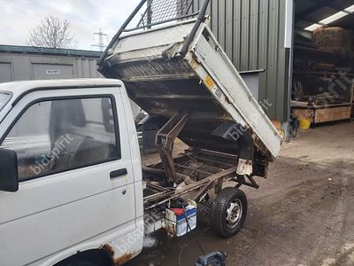 2005 PIAGGIO PORTER WHITE PICK UP TIPPER *NO VAT*. NP - 2005 PIAGGIO PORTER WHITE PICK UP TIPPER 
