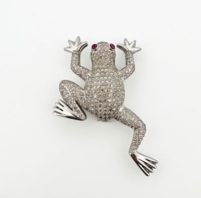 18k Diamond Frog Brooch. 18k white gold 
20g 
53mm