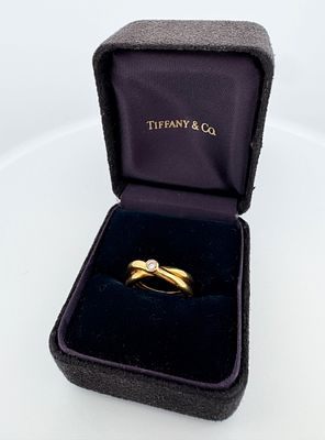 Tiffany Paloma Picasso 18k Diamond Criss Cross Ring. 18k yellow gold 
13.7g