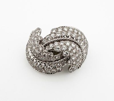 Platinum 18k Diamond Brooch. Platinum and 18k white gold 
21.9g 
33.8mm wide 
1.8-2.5mm diamonds