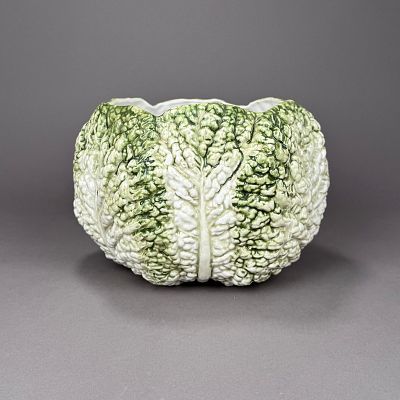 Italian Cabbage Serving Bowl. Large cabbage form bowl, Italy 
Dimensions: 12"wide, 8" tall 