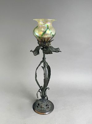 Art Nouveau Iridescent Glass Table Lamp. Art Nouveau style iridescent glass with bronze floral 