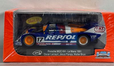 Slot.it Porsche 962C KH Le Mans 1991 #17. Slot.it Porsche 962C KH Le Mans 1991 Oscar Larrauri 