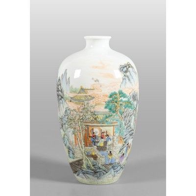 OGGETTISTICA - Vaso in porcellana decorato a paesaggio con montagne marcato alla base Cina inizi 