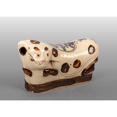 OGGETTISTICA - Cuscino in ceramica a forma di animale Cina sec.XX cm. 28x12 h. 16
