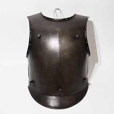 Pettorale da corazziere Austria, Secondo quarto del XIX secolo Altezza cm 42