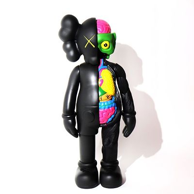 KAWS, Companion Flayed (black) - KAWS, Companion Flayed (black) h cm 36 (Original fake) con 