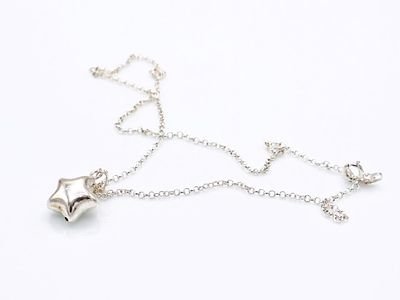collana in argento 925 - collana in argento 925 Con pendente a forma di stella. gr. 4.12 Lunchezza 