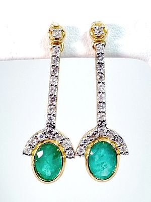 Orecchini in oro 18 kt con smeraldi e diamanti - Orecchini in oro 18 kt con smeraldi e diamanti 