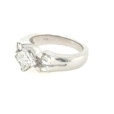 ANELLO IN ORO BIANCO 18K 8.03 GR CON DIAMANTE E BRILLANTI - RNG30406. ANELLO IN ORO BIANCO 18K 