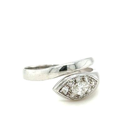 ANELLO IN ORO 4.06 GR CON DIAMANTI – DH-R289. ANELLO IN ORO BIANCO 14K 4.06 GR CON DIAMANTI PER 