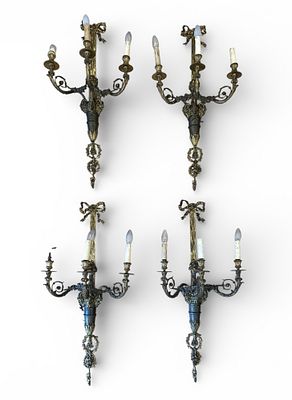 n.4 appliques in bronzo a tre luci sec. XIX cm. 95&times;44 cad.