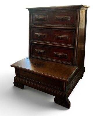 INGINOCCHIATOIO noce Lombardia Fine XVII secolo 93 X 72 X 62