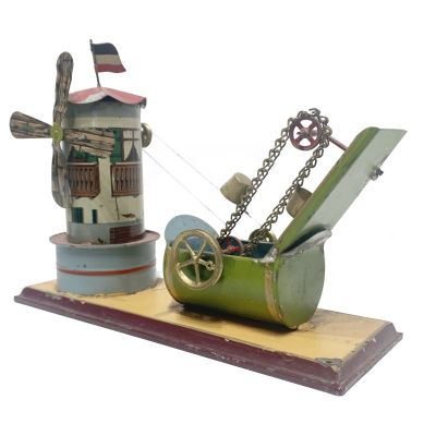 Gebruder Bing Windmill & Sleuth Circa 1914. This steam accessory could be operated by hand or 