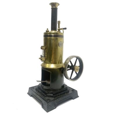 M&auml;rklin Vertical Stationary Steam Engine Circa 1904. A fine M&auml;rklin live vertical steam engine 