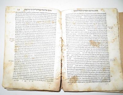 שנות הש'. יקר המציאות - בית מועד - דרושים למועדים ולימי שמחה - מאת רבי מנחם רבא, מהדורה ראשונה 