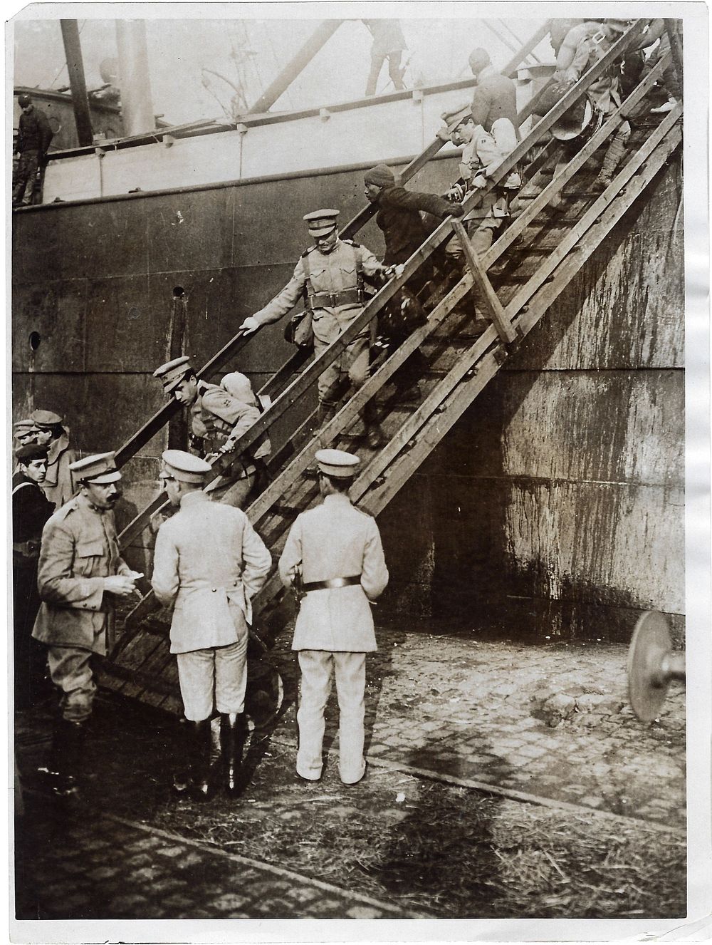 Portugal France CEP – original photograph 23cmX18cm “Portuguese Army in France” from the Daily 