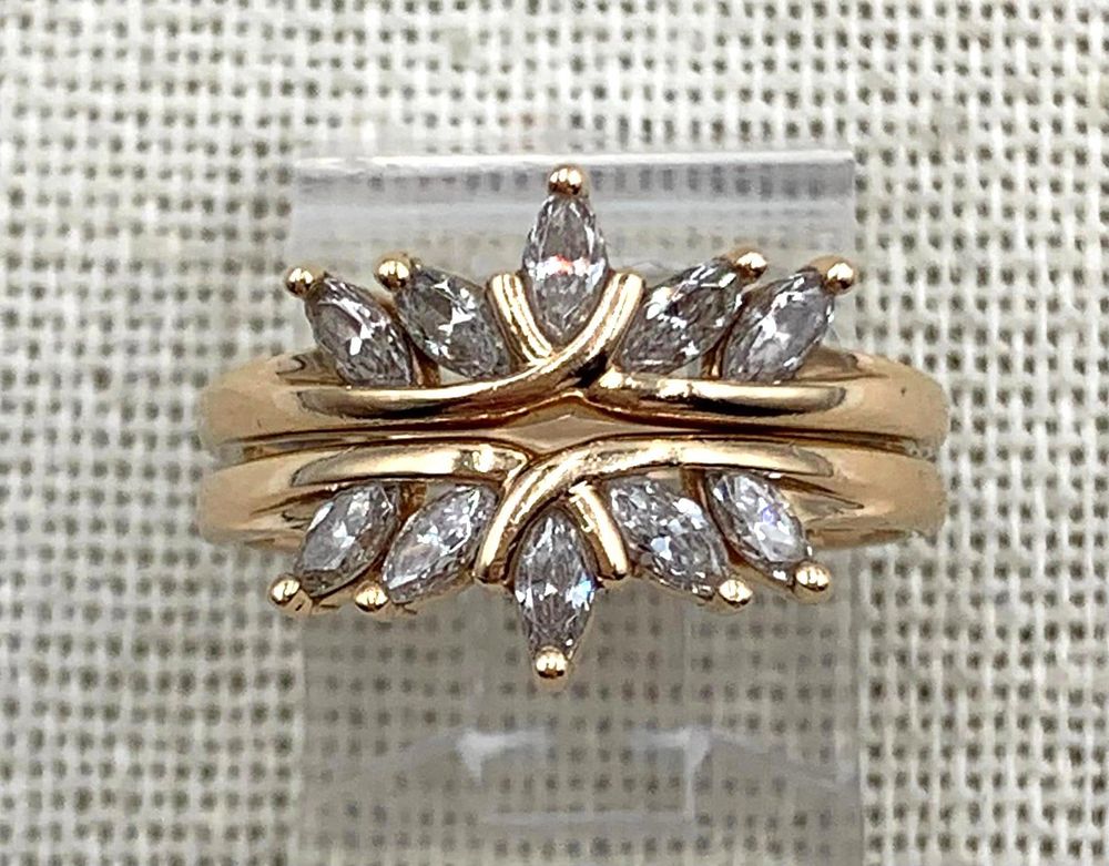 Atlee Raber Auction | Vintage Jewelry, Early Christmas & Unusual
